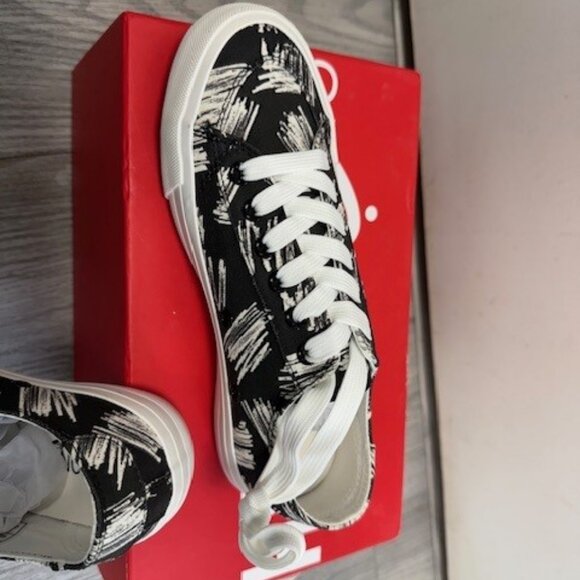 Women's Golf Sneakers by SwingDish sz 6 - Picture 4 of 6